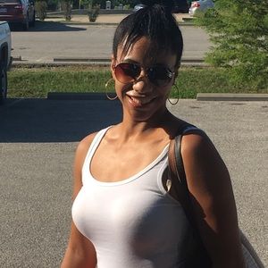 Meet your Posher, Teneka